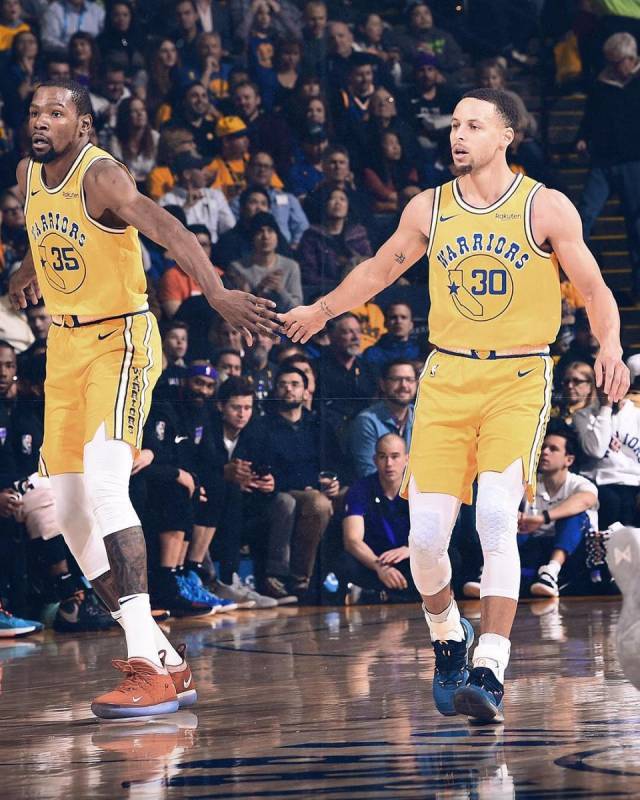 球员之一 球员之一