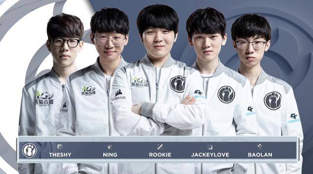 吸纳国际化 吸纳国际化