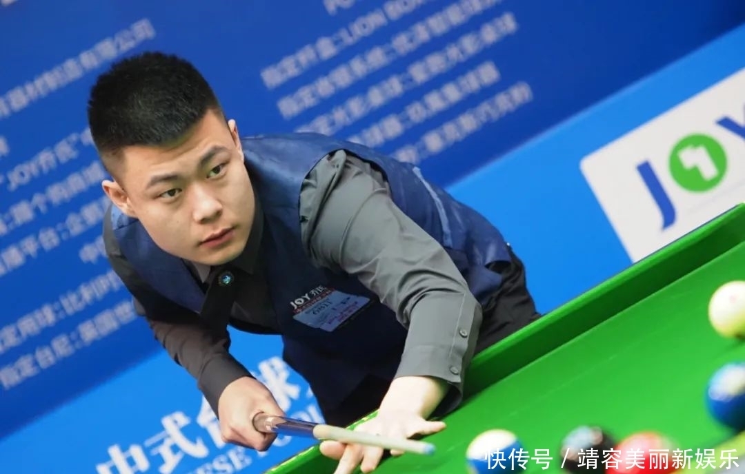 与竞争对手 与竞争对手