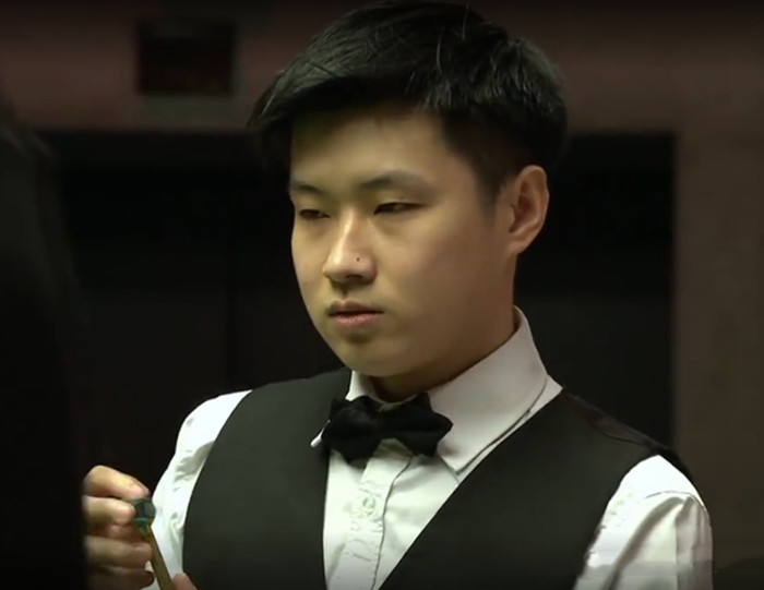 动雄鹿的立 动雄鹿的立